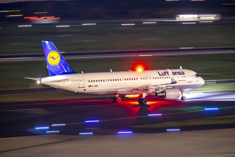 Notlandung wegen Feuers! Lufthansa-Flug muss in Amsterdam notlanden 
